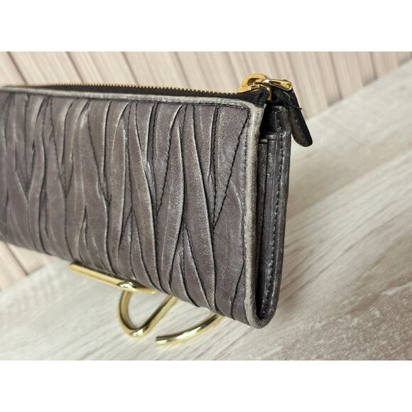 Authentic Miu Miu Matelasse Gray Leather Long Wallet - Picture 9 of 13